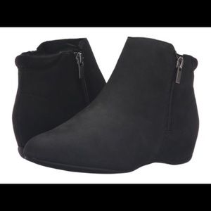 Rockport Total Motion Emese bootie